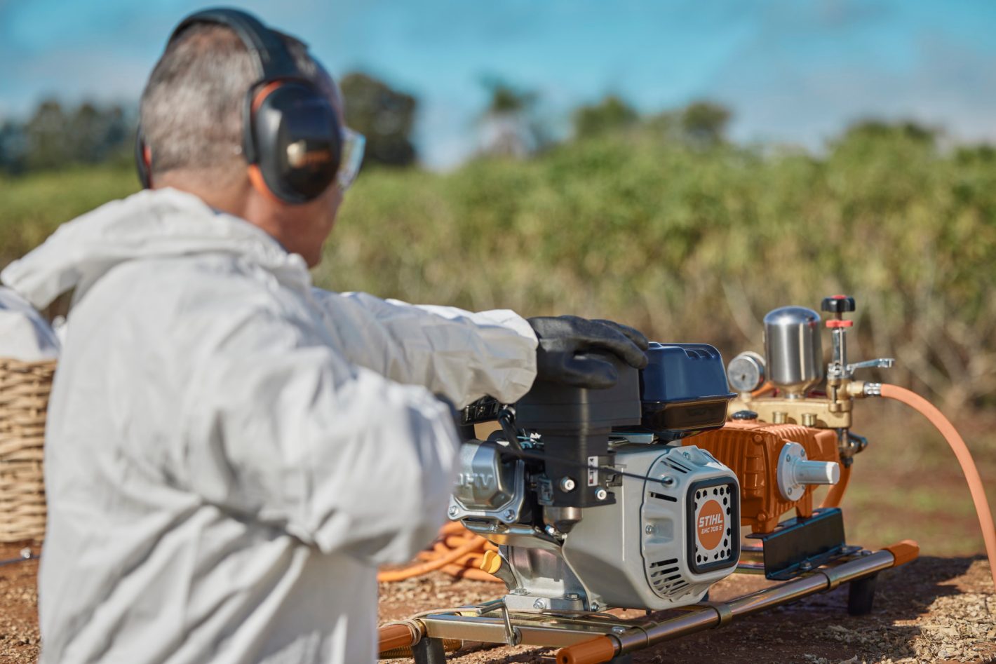 stihl ehc 705 s petrol engine 3